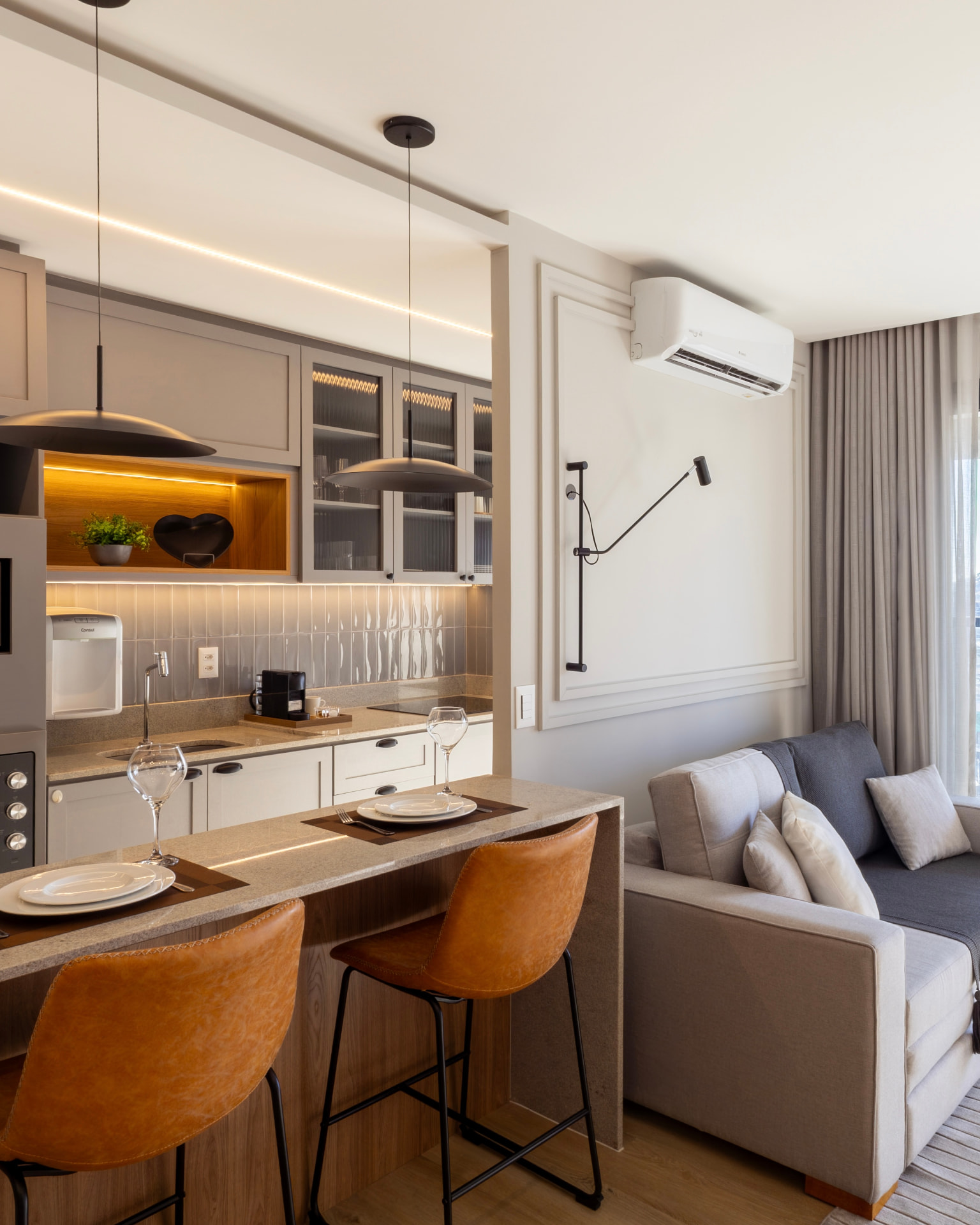 Contemporâneo Apartamento no Cambuí — apartamento mobiliado HostOne no Cambuí, Campinas